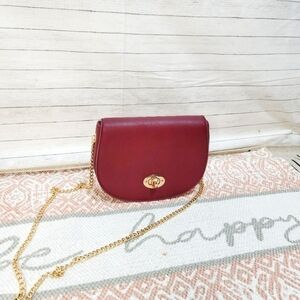 FOREVER 21 DEEP BURGUNDY SMALL CROSSBODY, W GOLD CHAIN STRAP